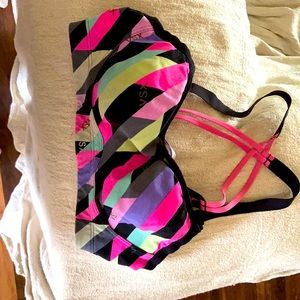 Victoria’s Secret 34b vintage sports bra